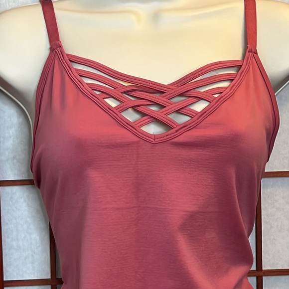 New Pink Spandex Crisscross Cami Size 1X/2X - Picture 3 of 4